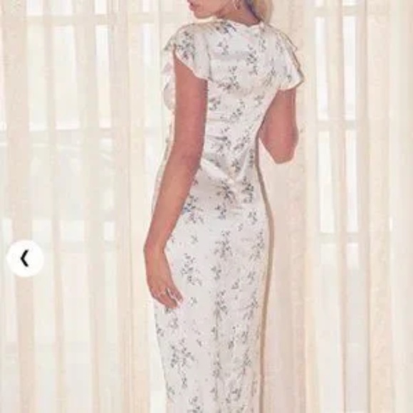 COPY - NEW Princess Polly Satiny Floral Maxi Dress - Picture 6 of 10